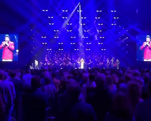 @direalshaggy finally back in Germany (Video from yesterday in Oberhausen). To all German and Austrian fans: Shaggy is...